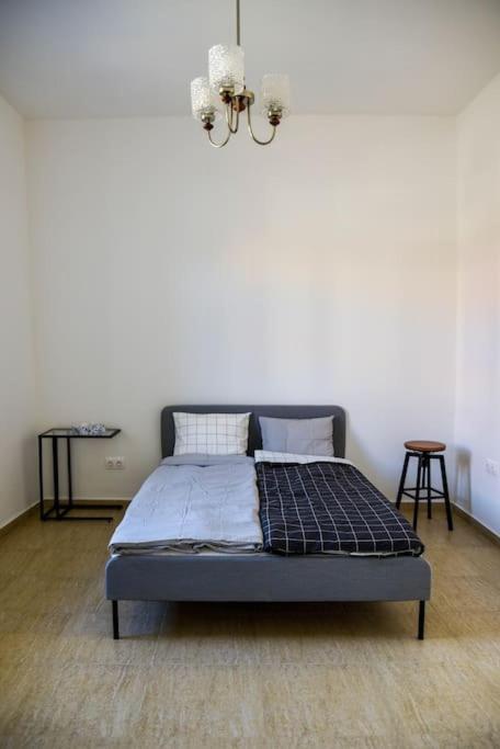 Parokia Apartman Es Coworking A Balaton Mellett Kaptalantoti Dış mekan fotoğraf